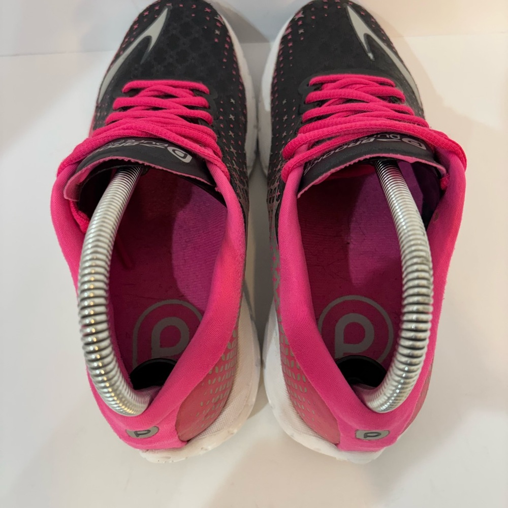 brooks Pure Flow size 7.5 - Picture 5 of 9